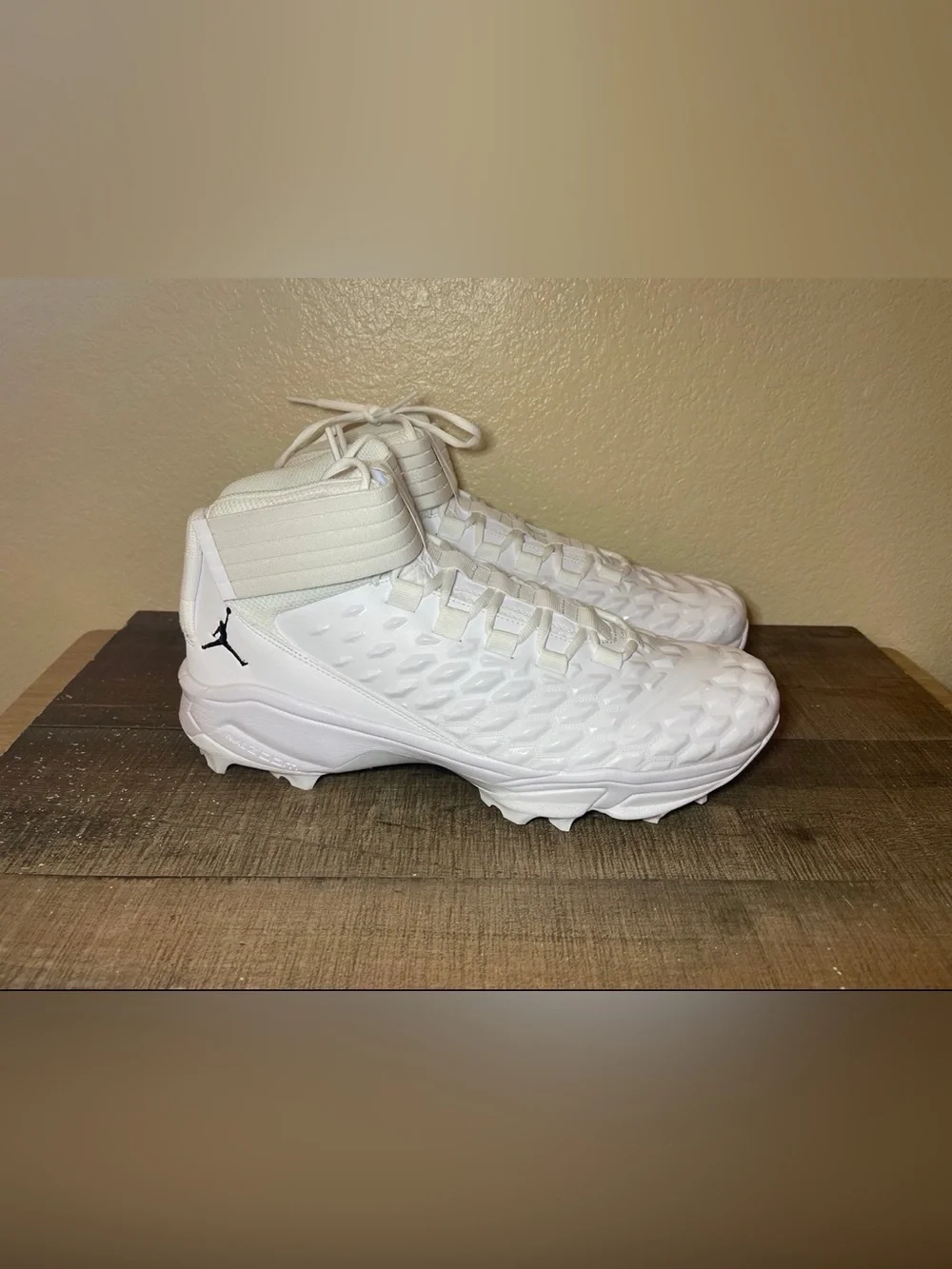 Jordan Force Savage Pro 2 Shark Football Cleats. - Size 15 Men.